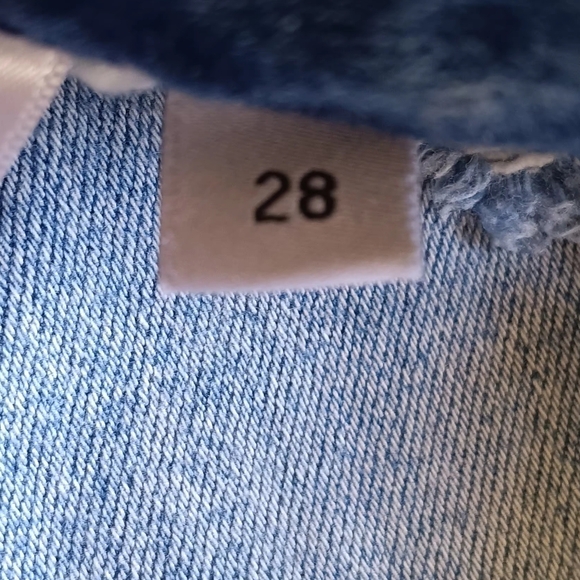 Vervet flying monkey high rise mom Jeans Distressed Denim size 28 - Picture 7 of 12